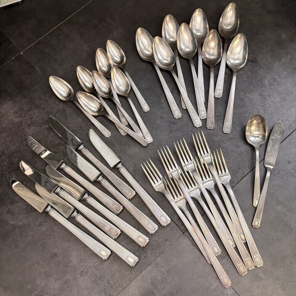 Oneida Community Plate NOBLESSE  Flatware 1930 Silver Plate Stainless 33 Pc Lot